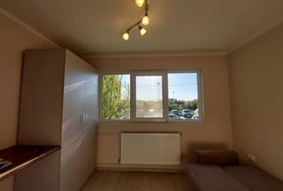 Garsonieră semidecomandată în Central - 1