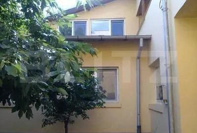 Casă cu 6 camere cu Teren 300 Mp în Central - 4