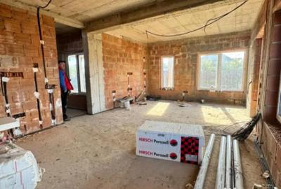 Casă cu 4 camere cu Teren 420 Mp în Săsar - 7