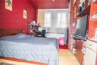 Apartament cu 4 camere decomandat în Centrul Civic - 3