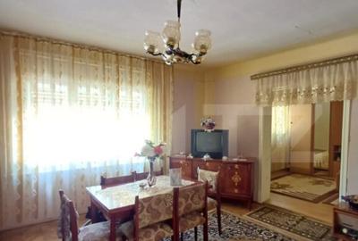 Casa de vanzare, 91 mp, in zona centrala din Turda - 2