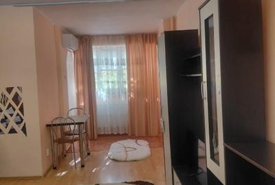 Proprietar închiriez garsoniera cf 1 - 1