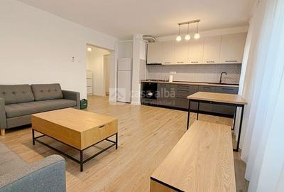Apartament cu 3 camere semidecomandat, mobilat în Central - 2