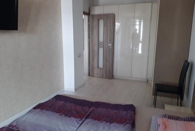Apartament cu 2 camere semidecomandat, mobilat în Central - 1