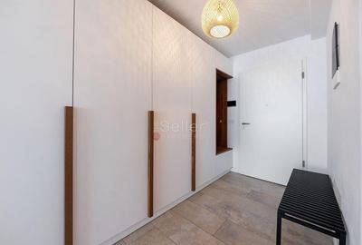 Apartament cu 4 camere decomandat, mobilat în Tractorul - 4