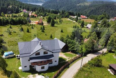 Pensiune moderna cu vedere panoramica spre Lacul Belis ! - 3