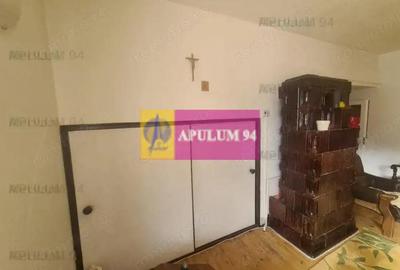 Apartament cu 4 camere decomandat în Sinaia - 1