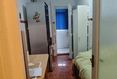 Apartament cu 2 camere decomandat în Radu Negru - 3