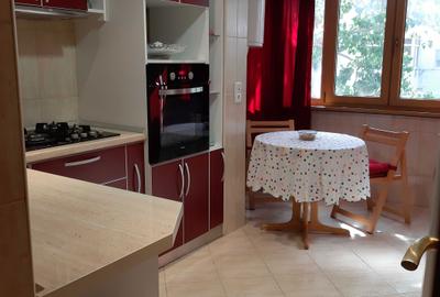 Apartament cu 3 camere decomandat în Central - 6