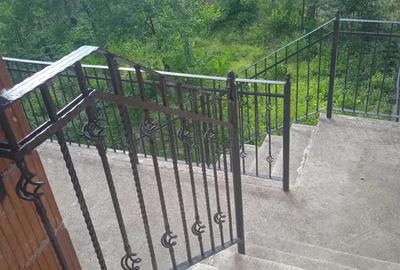 Casa cu etaj de vanzare zona 14Mai - 4