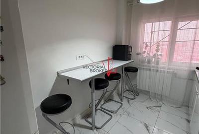 Apartament cu 3 camere semidecomandat în Titan - 3