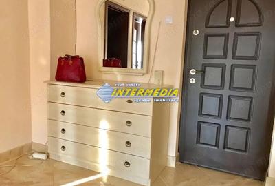 Apartament cu 2 camere decomandat în Cetate