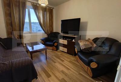 Apartament cu 4 camere decomandat în Central - 4