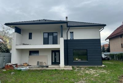 Duplex cu 5 camere în Exterior Vest
