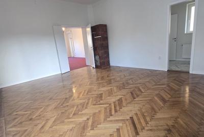 Spațiu comercial, de 148 mp, în Andrei Mureșanu - 1