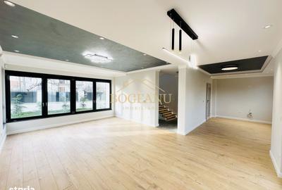 Casă cu 4 camere cu Canalizare în Dumbrăvița