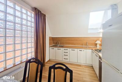 Apartament cu 4 camere decomandat, mobilat în Schei - 8