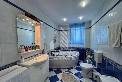 Casă cu 5 camere cu Piscina în Fratelia