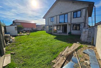 Casa f spatioasa 310mp + teren 600mp - 16