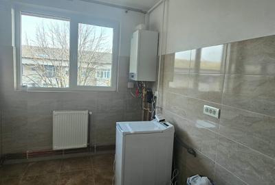 Apartament cu 2 camere semidecomandat în 1 Mai - 2