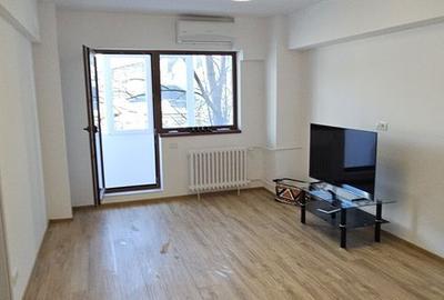 Apartament cu 3 camere decomandat în Tei - 7