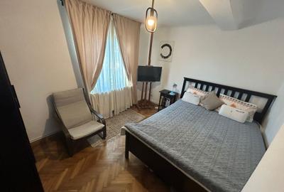 Calea Calarsilor 2 Camere Transformat in 3 61 Mp Etaj 2 Renovat Centrala Proprie - 3