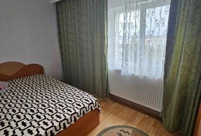 De vânzare apartament 3 camere, Prudu - Complex 2 - 7