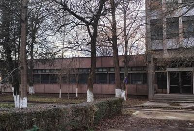 Spațiu comercial, de 3,000 mp, în Central - 3