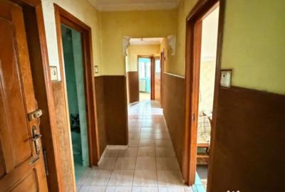 Apartament cu 3 camere decomandat în Dacia - 12