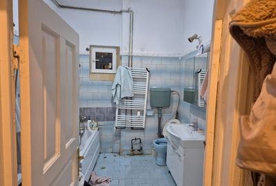 Apartament cu 3 camere decomandat în Unirii