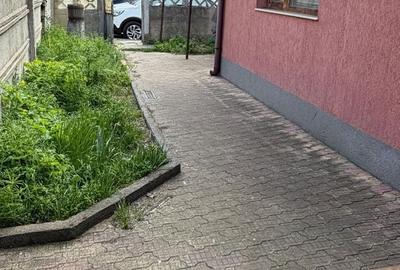 Casă individuală cu 3 camere cu Canalizare în Trocadero - 2
