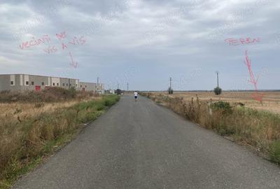 Teren de 11300 mp, în Central - 4