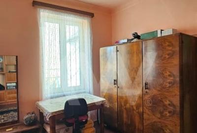 Casa individuala compusa din doua apartamente, cu teren liber de 540 mp - 9