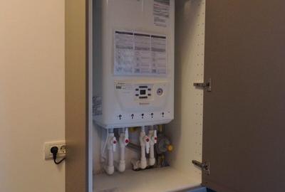 Apartament cu 2 camere decomandat în Apărătorii Patriei