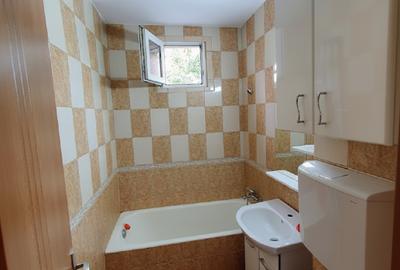 Proprietar vand 2 camere, Drumul Taberei , bloc reabilitat, lângă Parc & Metrou - 12