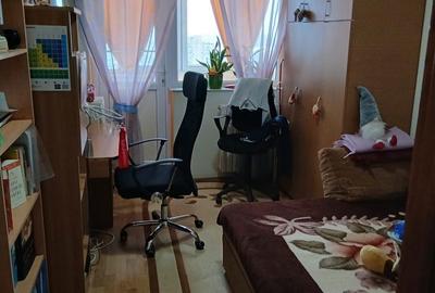 Apartament cu 3 camere decomandat, mobilat în Boema - 3