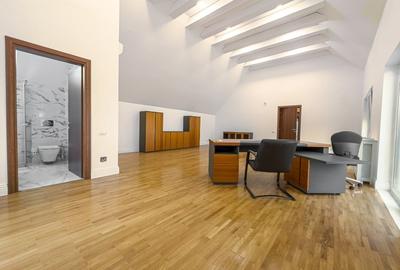 Vila individuala cu piscina, zona Iancu Nicolae- acces privat