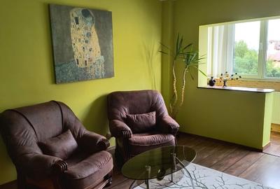 Apartament 2 camere ,decomandat, confort I, la intrare in Racadau, 2 balcoane