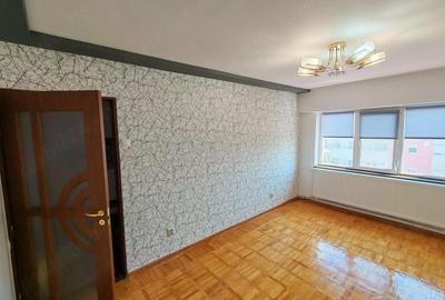 Apartament cu 3 camere decomandat în Nord - 6