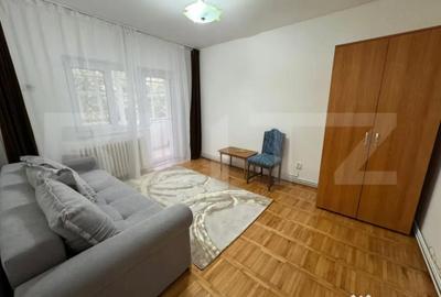 Garsonieră decomandată în Central - 1