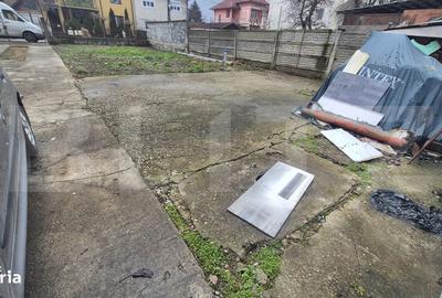 Casă cu 6 camere cu Teren 800 Mp în 14 Mai - 15