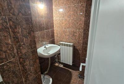 Apartament cu 3 camere semidecomandat în Zimbru - 2