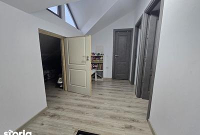 Apartament cu 4 camere decomandat în Valea Lupului - 15