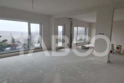 Casa individuala spatioasa Selimbar - pret excelent - 3