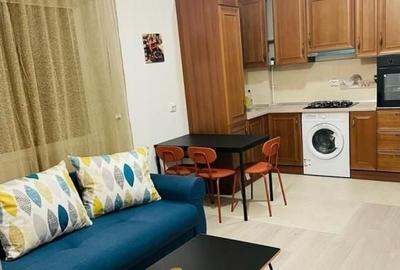 Apartament cu 2 camere semidecomandat, mobilat în Rahova