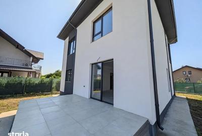 Casă cu 5 camere cu Teren 350 Mp în Central