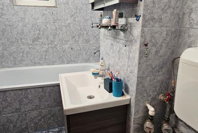 Apartament cu 4 camere decomandat în Titulescu - 8
