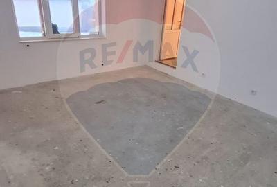 Casă cu 3 camere cu Teren 800 Mp în Gălățeni - 9