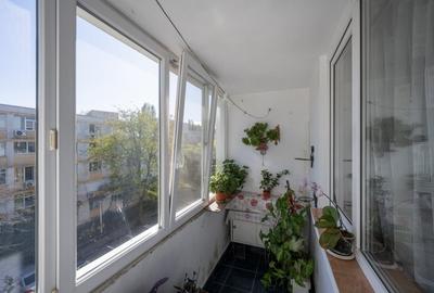 Apartament 3 camere decomandat Titan, Pta. 1 Decembrie - 9