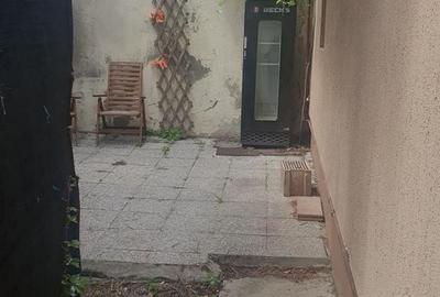 Casă cu 5 camere cu Teren 300 Mp în Pieptănari - 3
